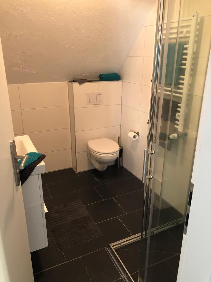 Charmante Ferienwohnungen Auf Reitstall Wasserburg Anstel - Ein Ort Zum Wohlfuehlen Und Entspannen Rommerskirchen Exterior photo